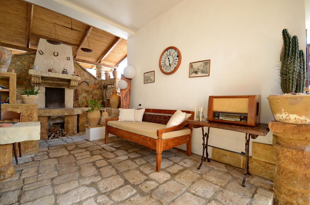 Felline In Bed&Breakfast Dimora Di Charme El Salento Bagian luar foto