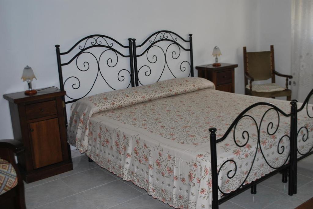Felline In Bed&Breakfast Dimora Di Charme El Salento Ruang foto